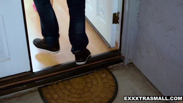 Худая девушка во время скачки на члене получила кремпай в пилотку - #4